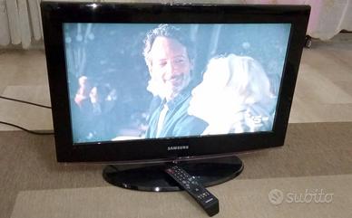 TV SAMSUNG 26" LE26B450C4W - HDMI - DVB T2