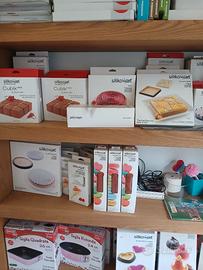 stampi e attrezzatura per torte, dolci, gelati,