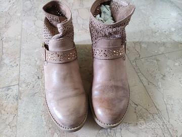 Stivaletti marrone vera pelle 39