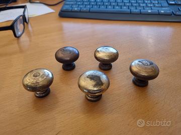 5 pomoli tondi in ottone vintage
