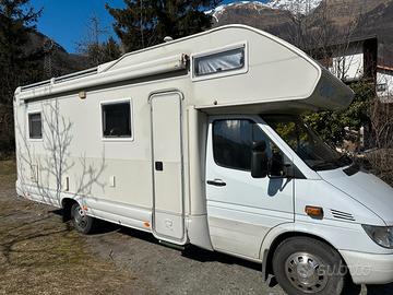Camper Mercedes Rimor Super Brig 729