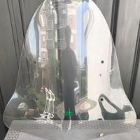 Parabrezza alto per scooter