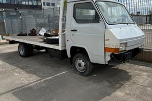 Nissan Trade cassone lungo
