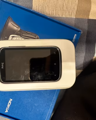 HTC Desire C smartphone vintage