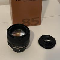 Nikon AF-S 85mm f/1.8 G