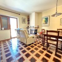 4 LOCALI A OVINDOLI