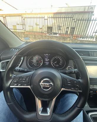 Nissan qashquai