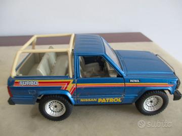 Polistil Nissan Patrol 1/25 anni 80