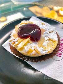 Bar tabacchi aggi alti pasticceria e sala slot