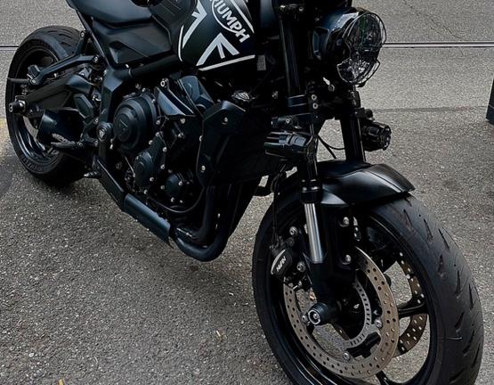 Triumph Trident 660 garanzia 02/2027