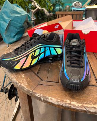 Nike Shox R4 SE