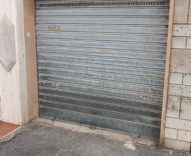 Posto moto/bici in box condiviso finale ligure