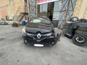 Ricambi Renault Clio 1.2 benz/GPL 75cv del 2013
