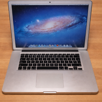 MacBook Pro 15 i7 2,4GHz (8GB+750GB) GARANZIA -20%
