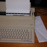 MACCHINA DA SCRIVERE OLIVETTI PT505 ELETTRONICA