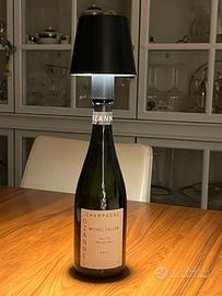 Lampada con bottiglia di champagne michelle fallon