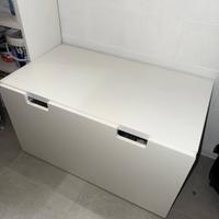 Cassapanca Ikea con ruote, in perfette condizioni