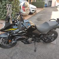 Suzuki V Strom DL 650 - 2023