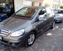 Mercedes-benz B 180 B 180 NGT BlueEFFICIENCY Execu