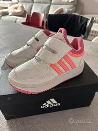 Scarpe adidas