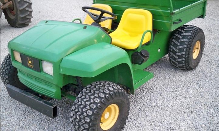 John deere gator