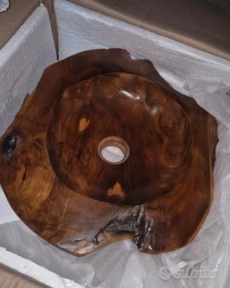 Lavobo in legno