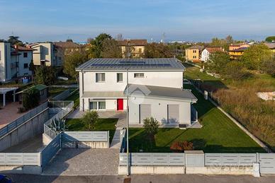 VILLA SINGOLA A VERONA