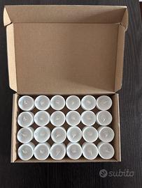 Set completo di 24 candele LED tea light con pile