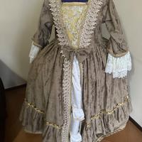 Abiti dama del 700 fatto a mano