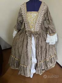 Abiti dama del 700 fatto a mano