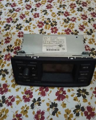 Autoradio Toyota Yaris anno 2003