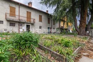 LURATE CACCIVIO - TERRATETTO CON GIARDINO DA RISTR