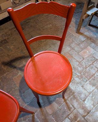 8 sedie in legno dipinte rosse