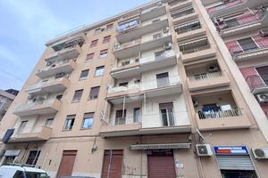 4 LOCALI A PALERMO