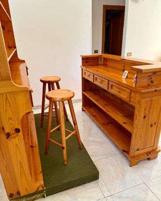 Mobile bar in legno