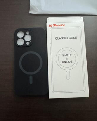 Cover iphone 15 pro max MagSafe nera