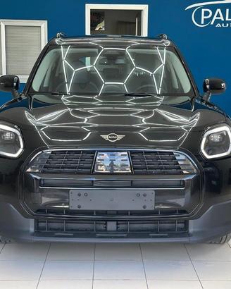 MINI Mini D Essential Countryman