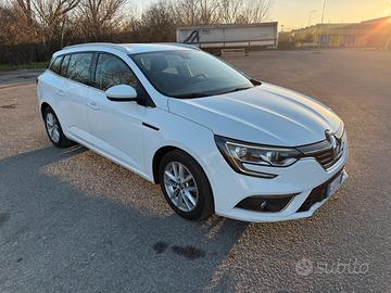 Renault Megane sw 2020 bianca autocarro perfetta