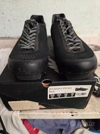 Scarpe mtb con sgancio rapido con appositi pedali