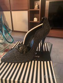 Elegante scarpe con il tacco