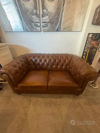 Divani e poltrona Chesterfield