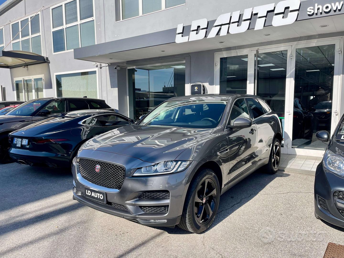 Jaguar F-Pace 2017 photo 3