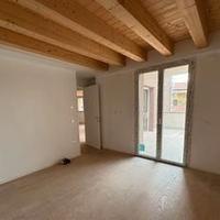 Finestre pvc Spissu porte pronte e persiane posa