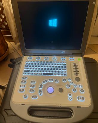 Ecocardiografo portatile