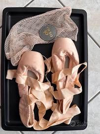 Scarpe a punta per danza classica
