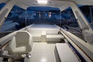 Barca Cranchi Endurance 31