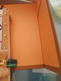 pochette takashi 