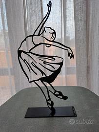 Ballerina stilizzata