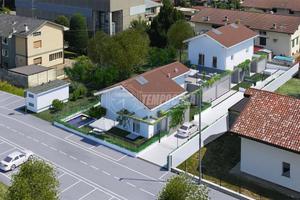 Villa di Nuova Costruzione in stato rustico con Gi