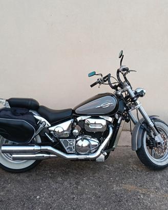 Suzuki VZ 800 Marauder - custom - 1999